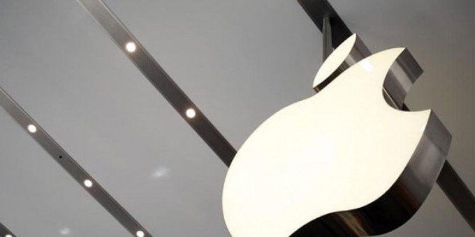 Apple: valore vicino ai mille miliardi di dollari