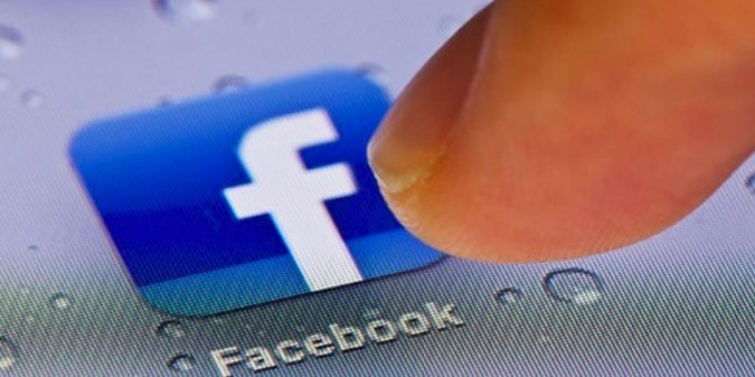 Facebook: il feed si sdoppia