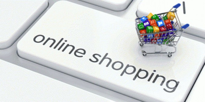 Facebook lancia Shops per l'e-commerce