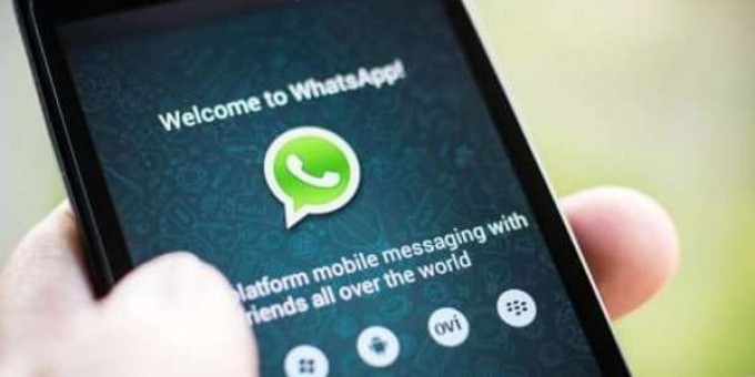 WhatsApp: advertising negli status