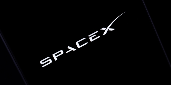 SpaceX lascia YouTube, Instagram e Flickr per X