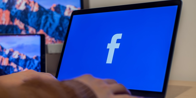 8 mesi di carcere per aver violato i server di Facebook